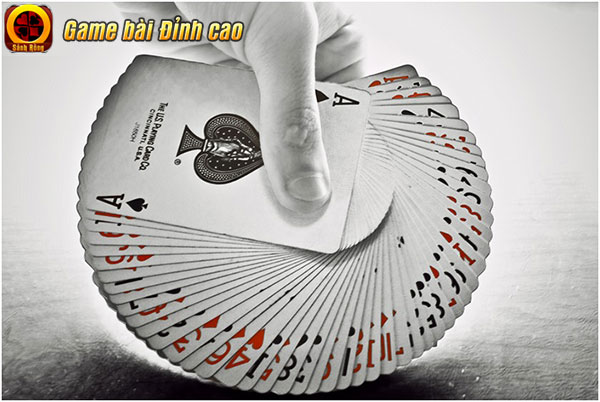 Game thủ có thể “báo Sâm Lốc”  khi sở hữu bài đẹp